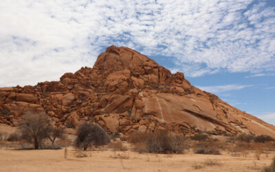 Damaraland – surowe serce Namibii pełne przestrzeni i dzikiej przyrody